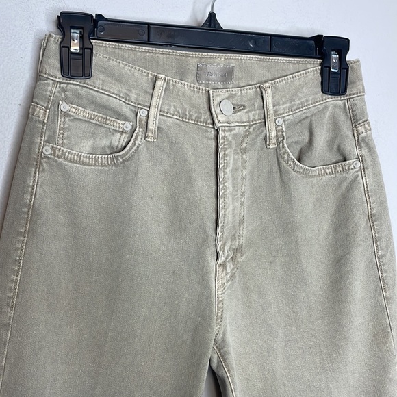 MOTHER | The Insider Ankle Frey Jeans in Chalk It Up - Picture 4 of 10